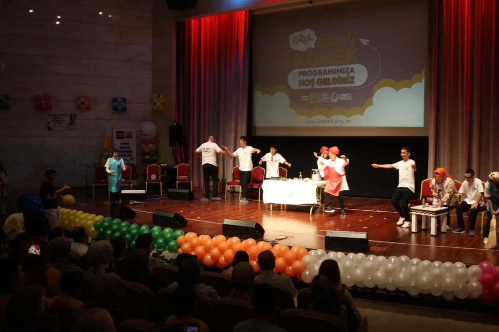 Konya’da ‘en özel KOMEK’lilerden coşkulu kapanış